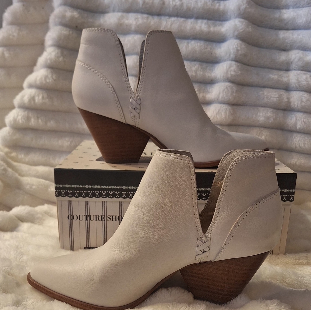 White Frye Leather Reina Cut Out Booties - Picture 2 of 6